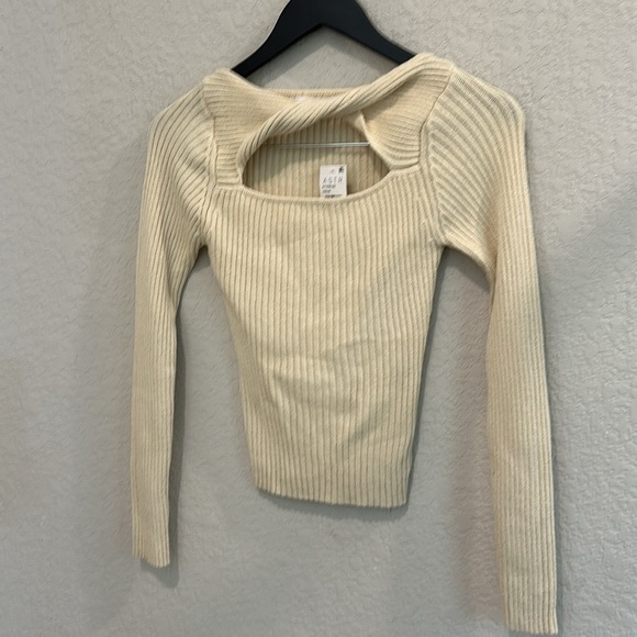 Astr cross neck sweater size XS nwt - Picture 2 of 7